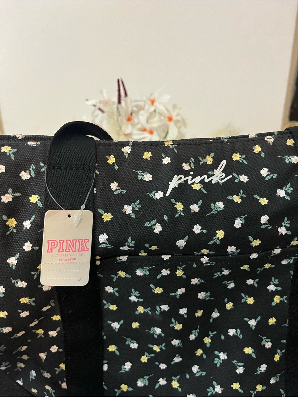 PINK Victoria's Secret Black Floral Ditsy Tote - Picture 3 of 4